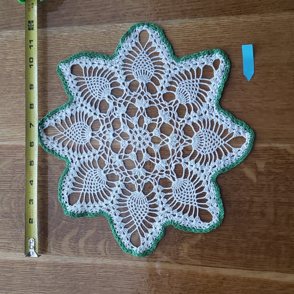 Handmade doili table decor 3